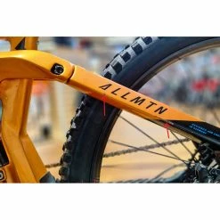 Haibike ALLMTN CF6 2022 Reconditionné T.M -Magasin de pièces de vélo allmtn cf6 2022 recond 26