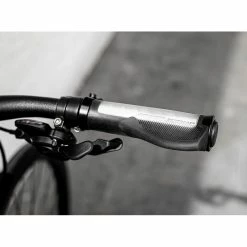 Trek FX3 EQUIPPED STAGGER 2023 -Magasin de pièces de vélo vtc trek fx3 equipped stagger 4